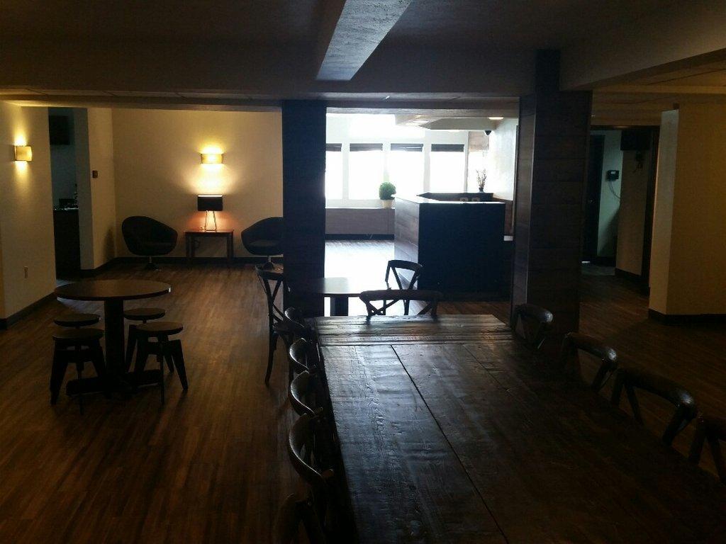 Hotel Ruby Sandpoint Exterior foto